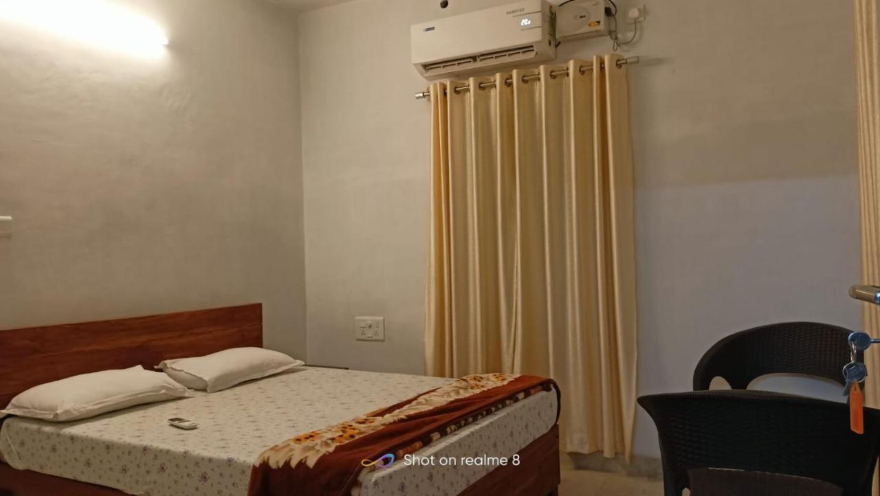 Agape Marari Apartment Марарикулам Екстериор снимка